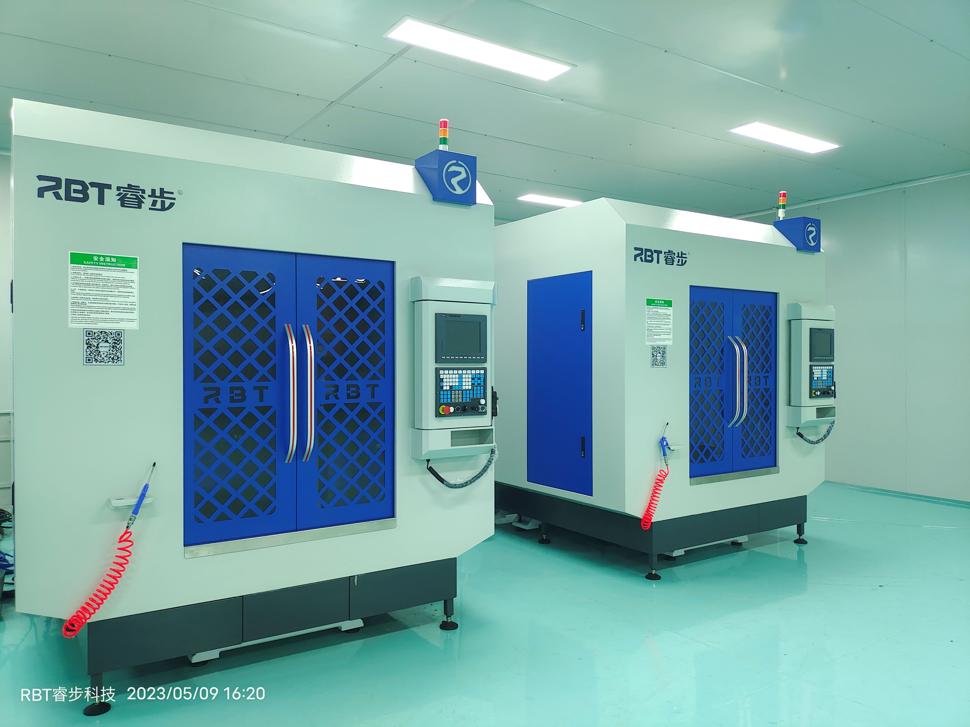 macchina CNC in fibra di carbonio