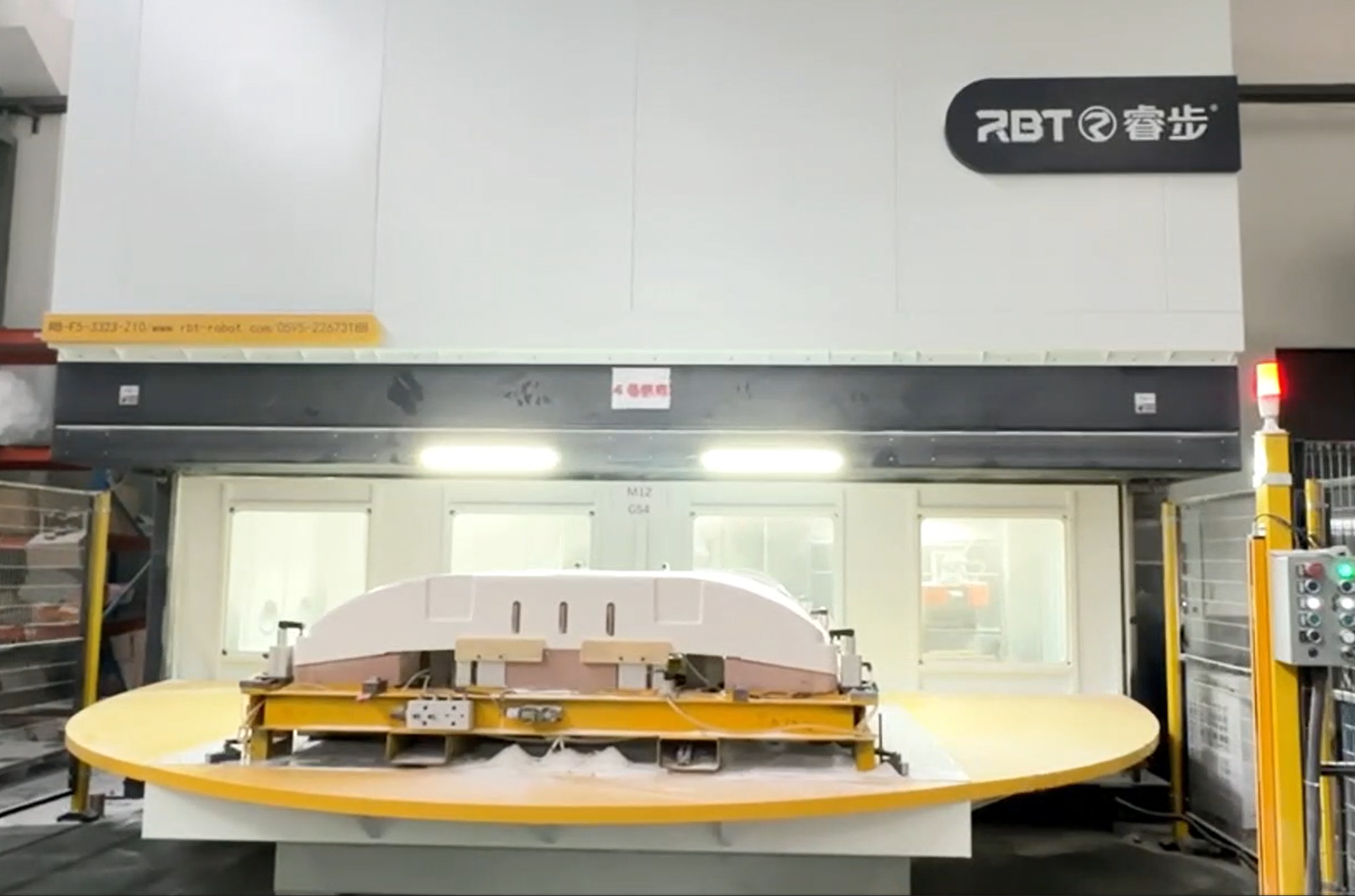 Forma di taglio dei macchinari RBT a 6 assi CNC Macinazione router con doppio worktable 